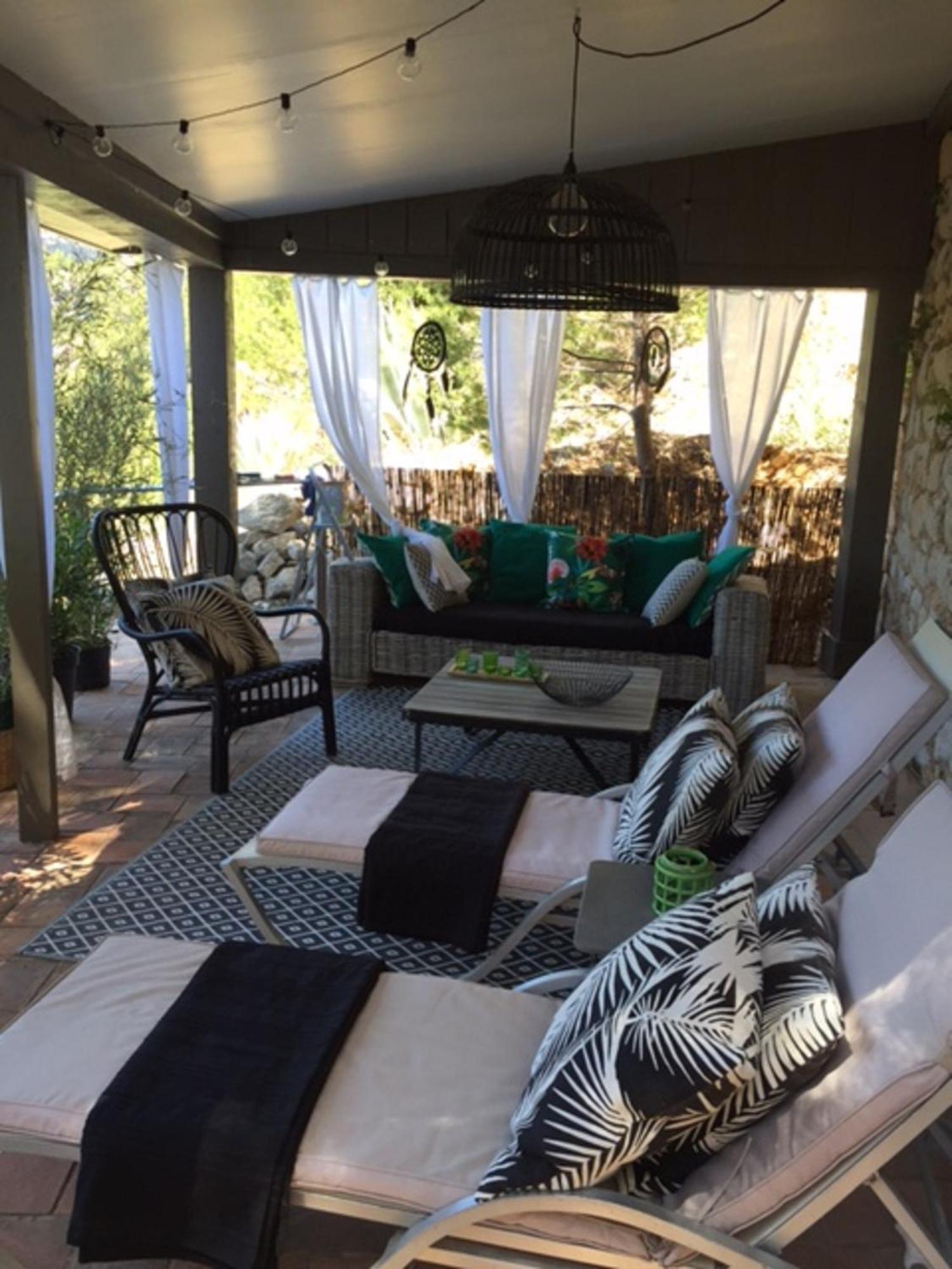 ホテル Le Jardin D'Emile カシ 部屋 写真